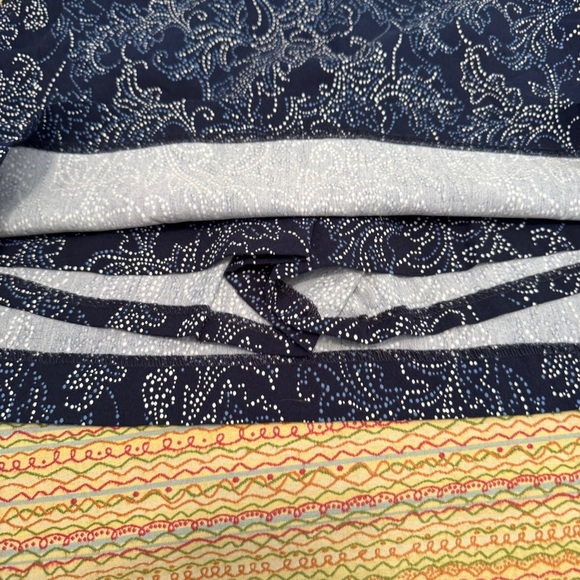 Zac & Rachel Navy and White Patterned Mini Skort Size 10 - Picture 2 of 8